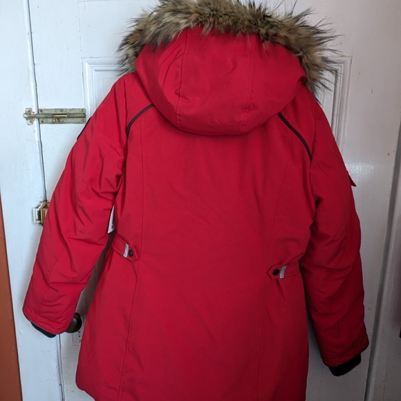 NWT - Red Winter Coat - Picture 3 of 4